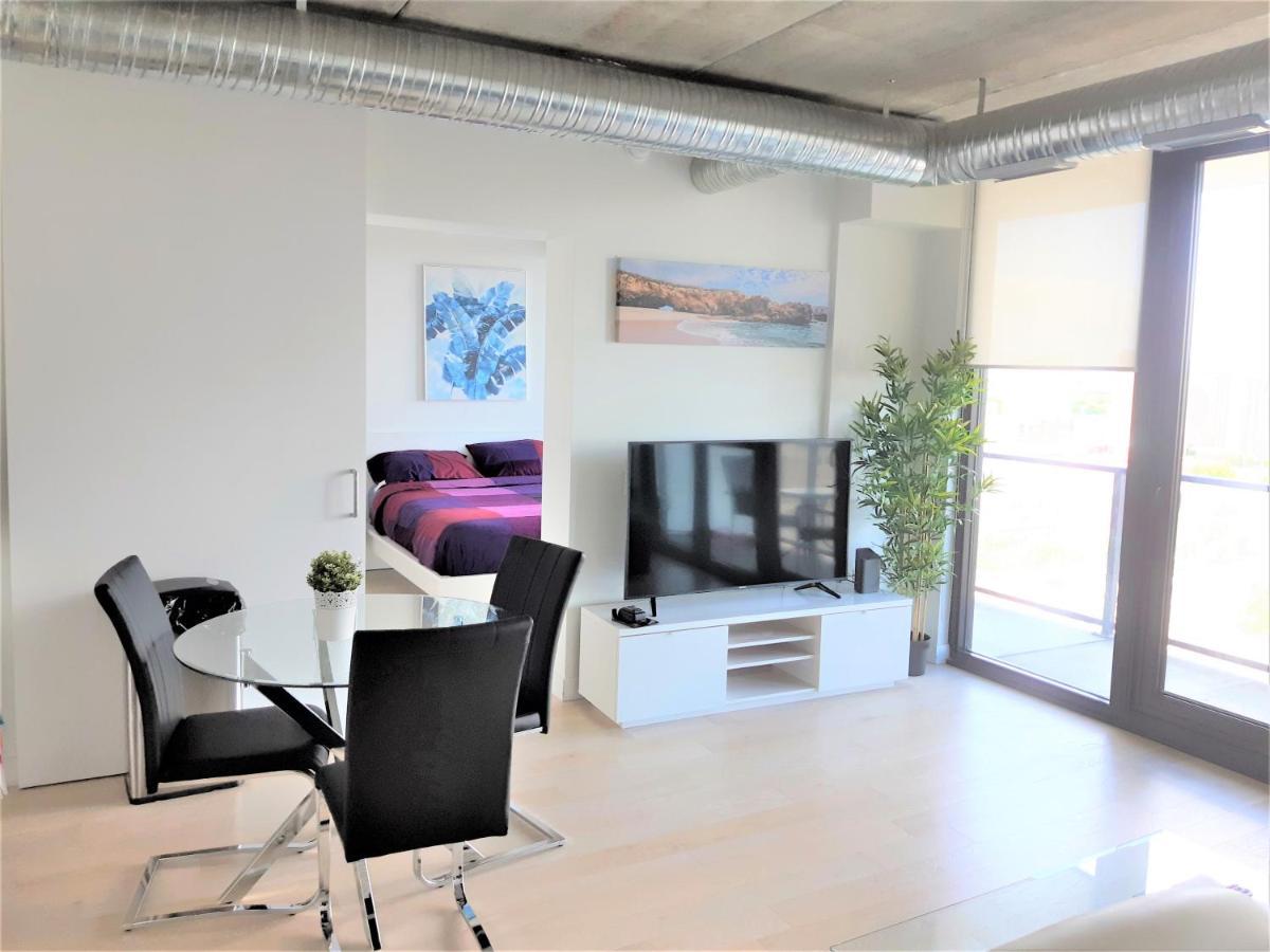 וויניפג Luxury Skyline Condo In Downtown Free 24/7 Parking מראה חיצוני תמונה