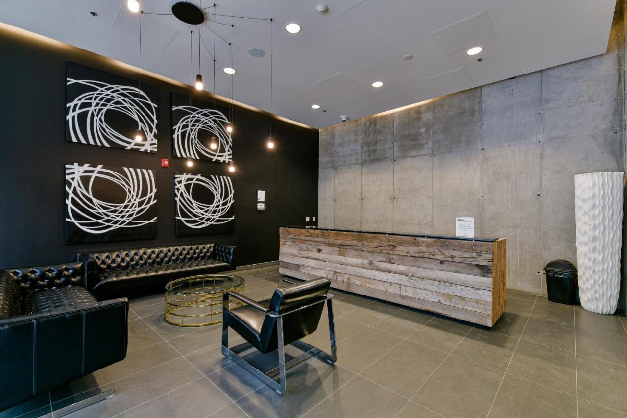 וויניפג Luxury Skyline Condo In Downtown Free 24/7 Parking מראה חיצוני תמונה